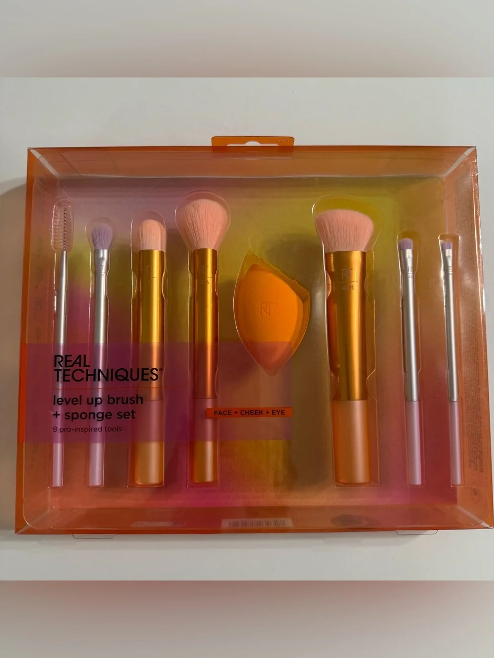 Real Techniques Orange and Pink Face & Eye Brush + Sponge Set